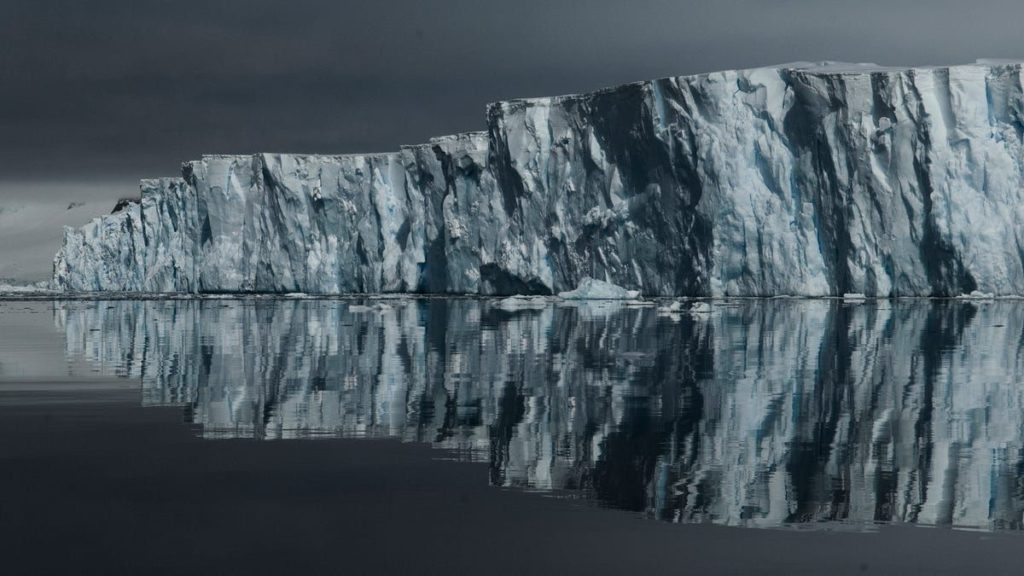 Boaty McBoatface Prepares to Dive Under Antarctica’s Doomsday Glacier